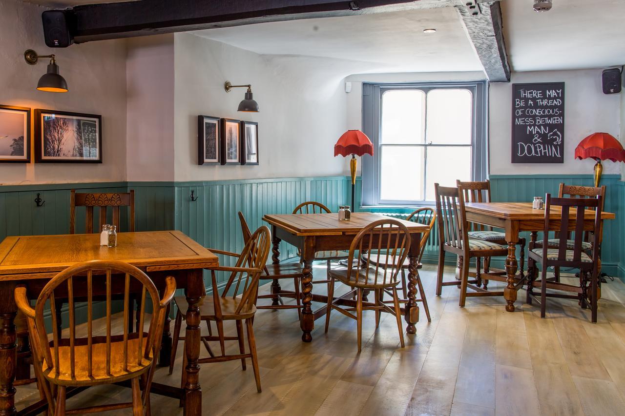 The Dolphin Hotel Newbury  Luaran gambar