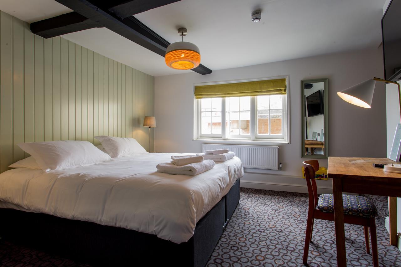 The Dolphin Hotel Newbury  Luaran gambar