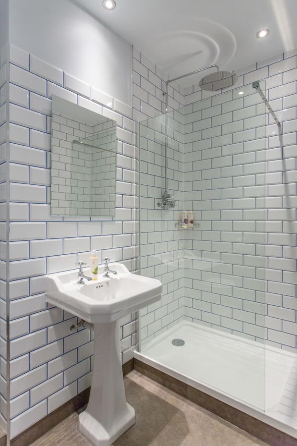 The Dolphin Hotel Newbury  Luaran gambar