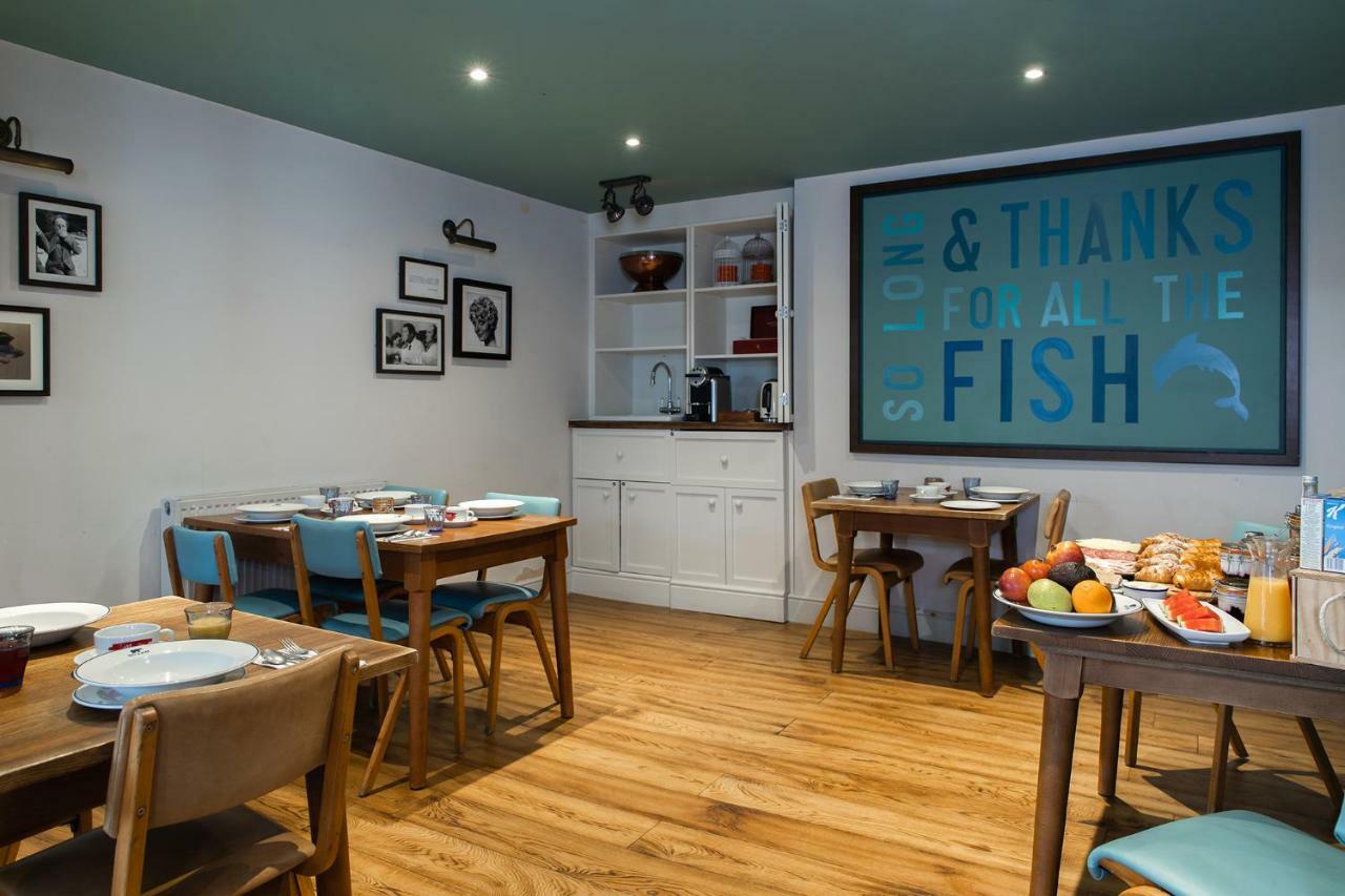 The Dolphin Hotel Newbury  Luaran gambar